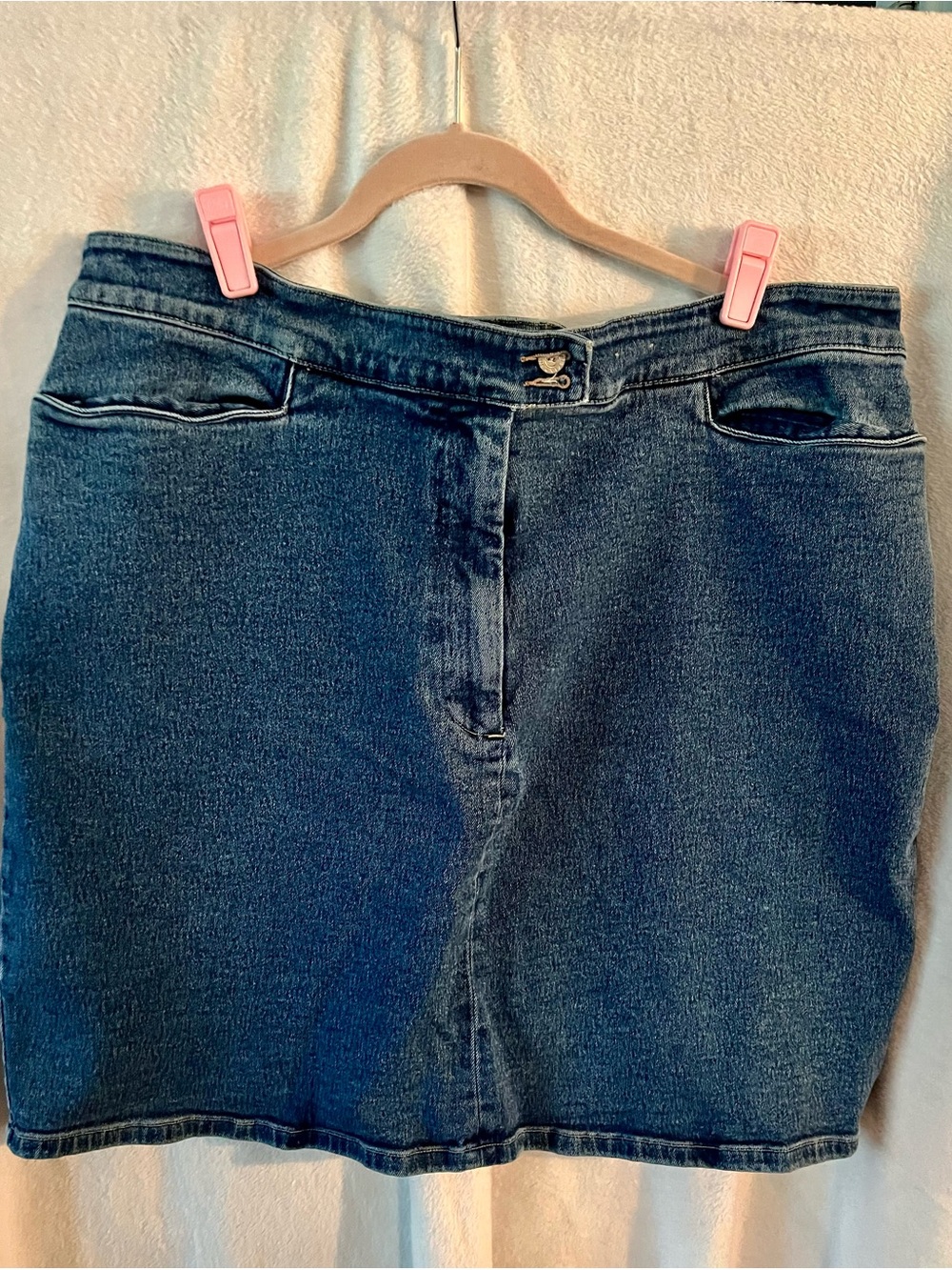 Avenue Dark Blue Denim Mini Skirt